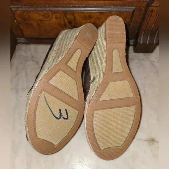 Apostrophe Wedges Size 6.5 - Picture 6 of 6